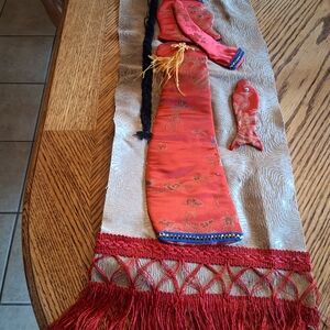 Red Silk Accent Japane